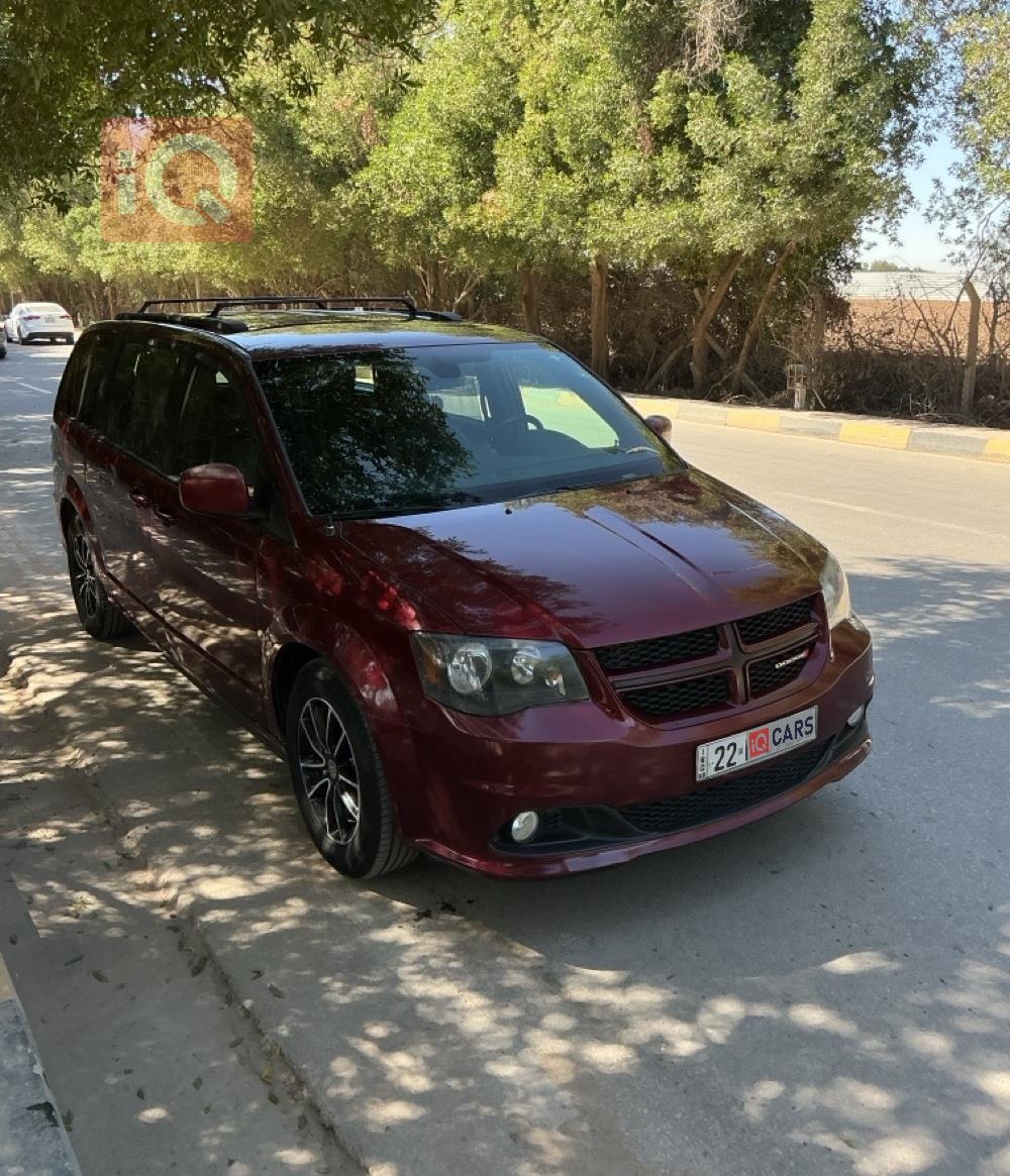 دودج جراند كارافان